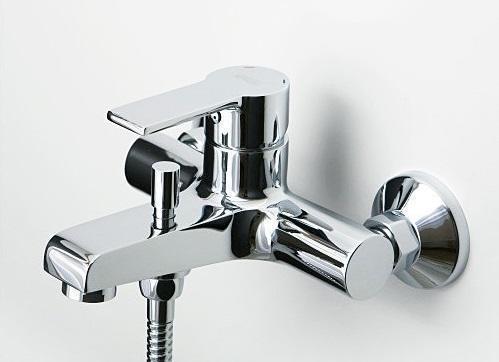 Смеситель "Санон" для ванны, короткий излив ZENTA Z0403_R Смеситель "Санон" для ванны, короткий излив ZENTA Z0403_R
