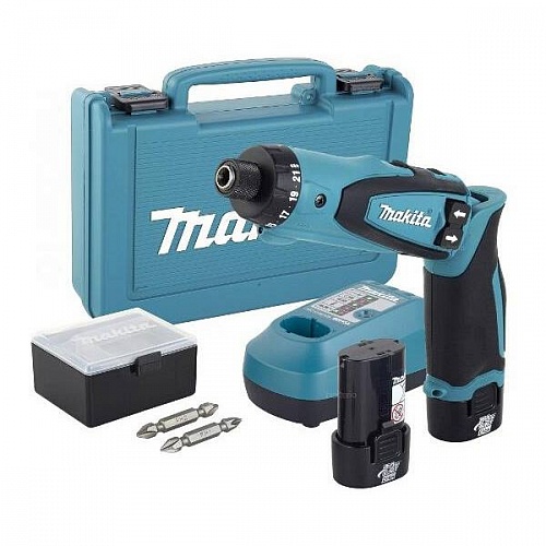Аккумуляторная отвертка Makita DF012DSE Аккумуляторная отвертка Makita DF012DSE